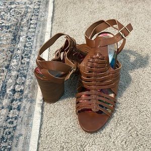 Madden girl strappy brown block heel size 7.5